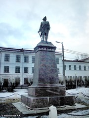 Архангельск. Памятник Петру I