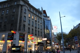 Вена. Mariahilfer Straße