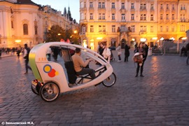 Прага. Развлечения на Староместской площади