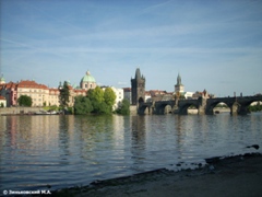 Прага. Вид на Карлов мост с острова Кампа