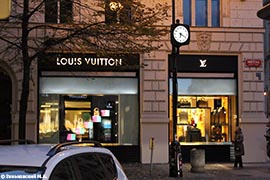 LOUIS VUITTON