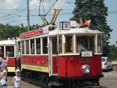 Ностальгический трамвай в Праге